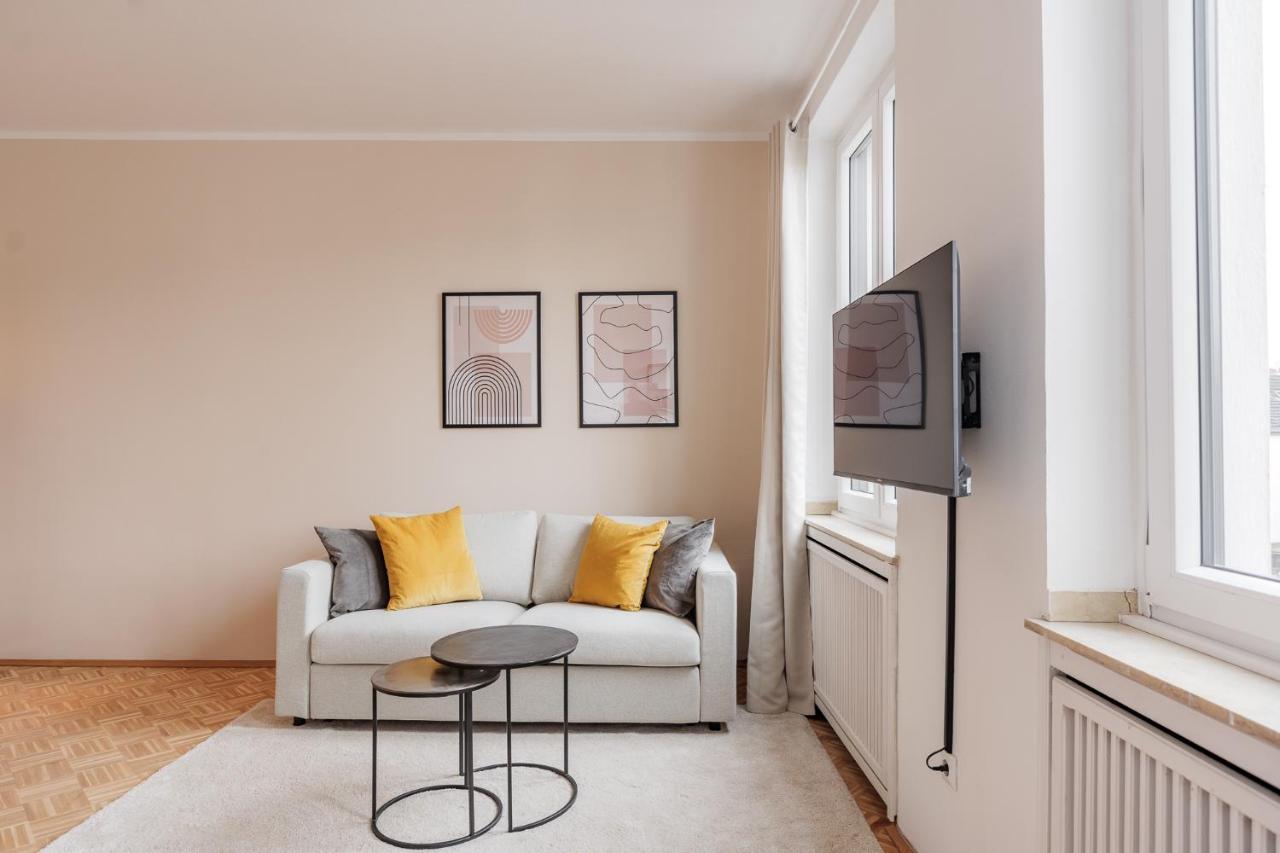 Flats 4 You, Moderne City Wohnung Naehe Hbf, Due-Messe 20 Min, Netflix, Kueche Duisburg Dış mekan fotoğraf