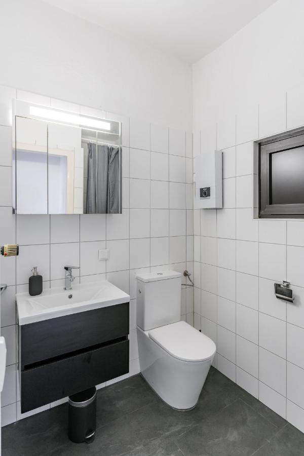 Flats 4 You, Moderne City Wohnung Naehe Hbf, Due-Messe 20 Min, Netflix, Kueche Duisburg Dış mekan fotoğraf