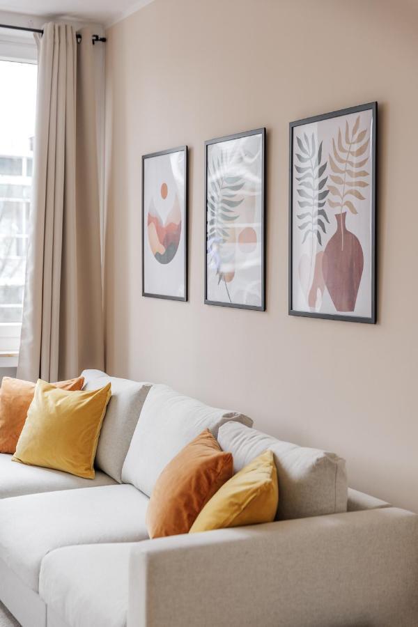 Flats 4 You, Moderne City Wohnung Naehe Hbf, Due-Messe 20 Min, Netflix, Kueche Duisburg Dış mekan fotoğraf